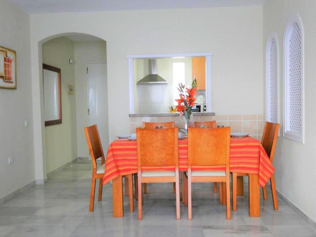 Attractive Holiday Home In Roquetas De Mar Surrounded By Beaches Exterior photo